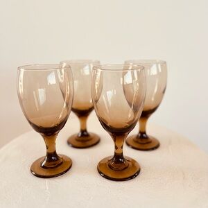 VINTAGE 60’S STYLE MID-CENTURY MODERN SET OF 4 SMOKED AMBER GLASWARE‎ W/ STEMS